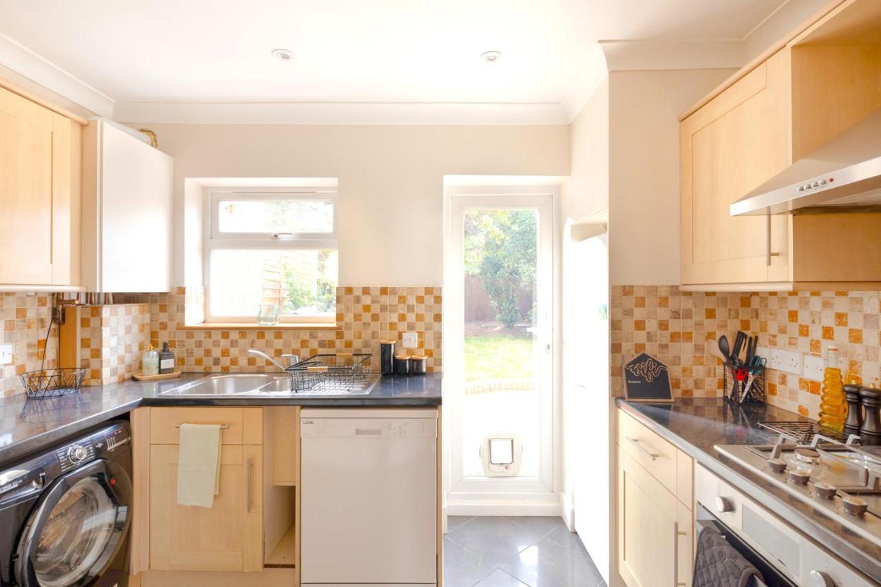 Stylish House In Wimbledon Villa Londra Dış mekan fotoğraf